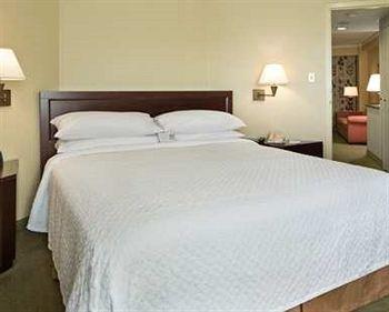 Hotel Embassy - Meadowlands 4*